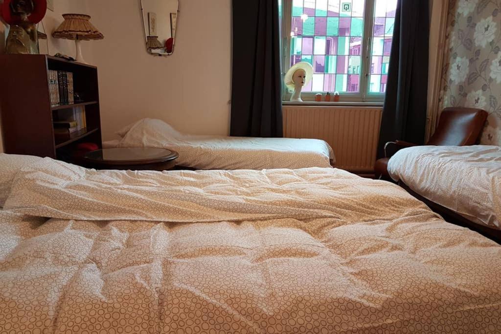 Vakantiewoning In Mol Centrum Met Eigen Bar "Casacuriosa" Экстерьер фото