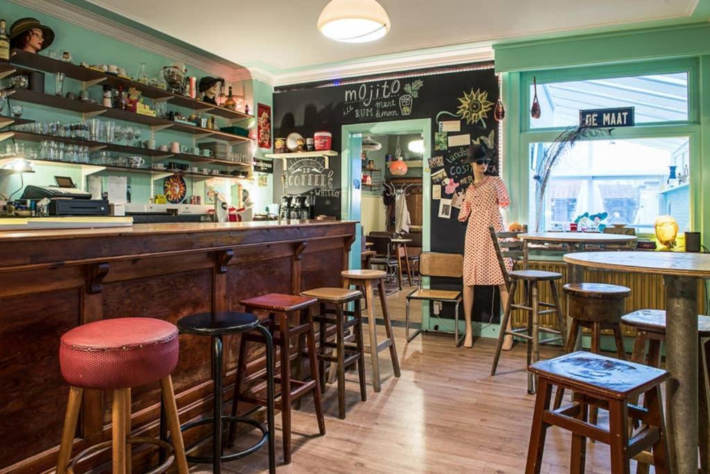 Vakantiewoning In Mol Centrum Met Eigen Bar "Casacuriosa" Экстерьер фото